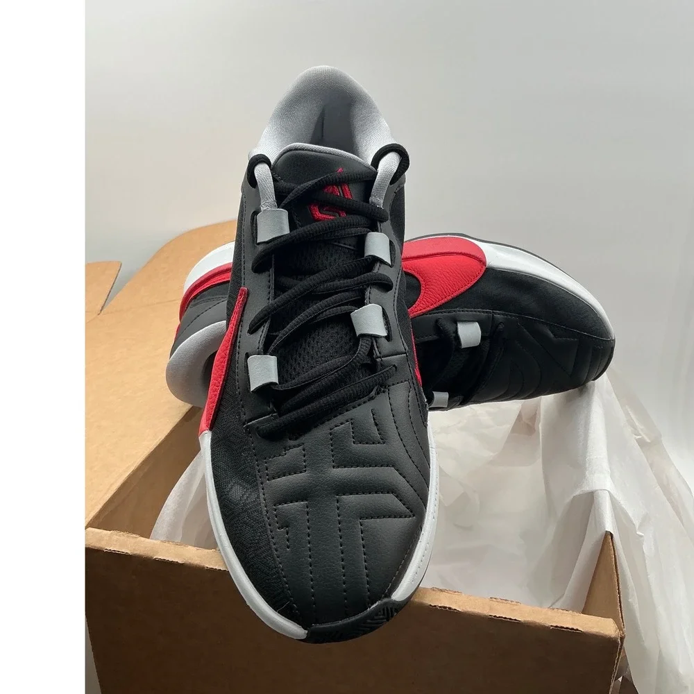 Nike Air Giannis Immortality 3 Black University Red DX4985-004 Mens 9.5 Sneaker